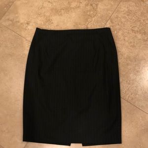 Elie Tahari black pinstriped skirt